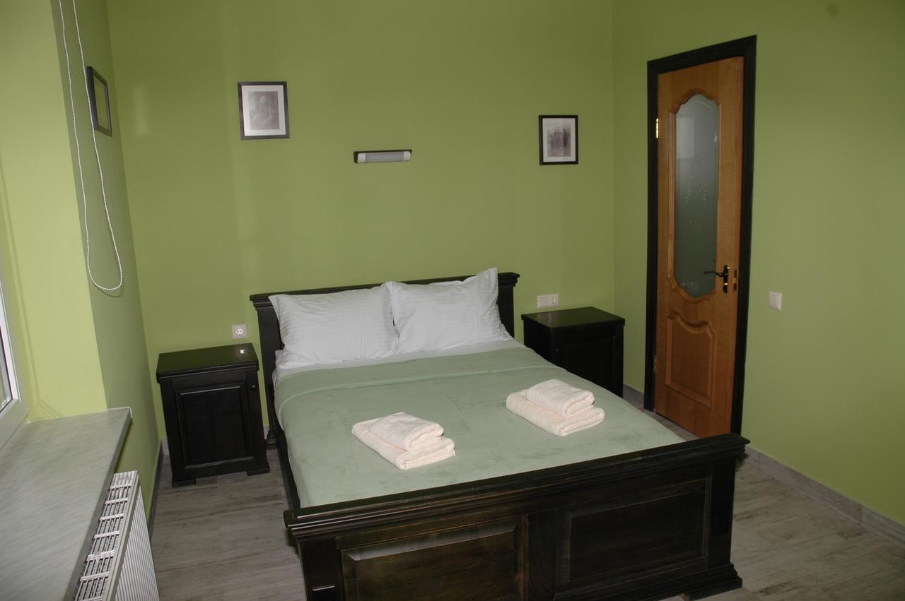 Guest House Lwów Zewnętrze zdjęcie