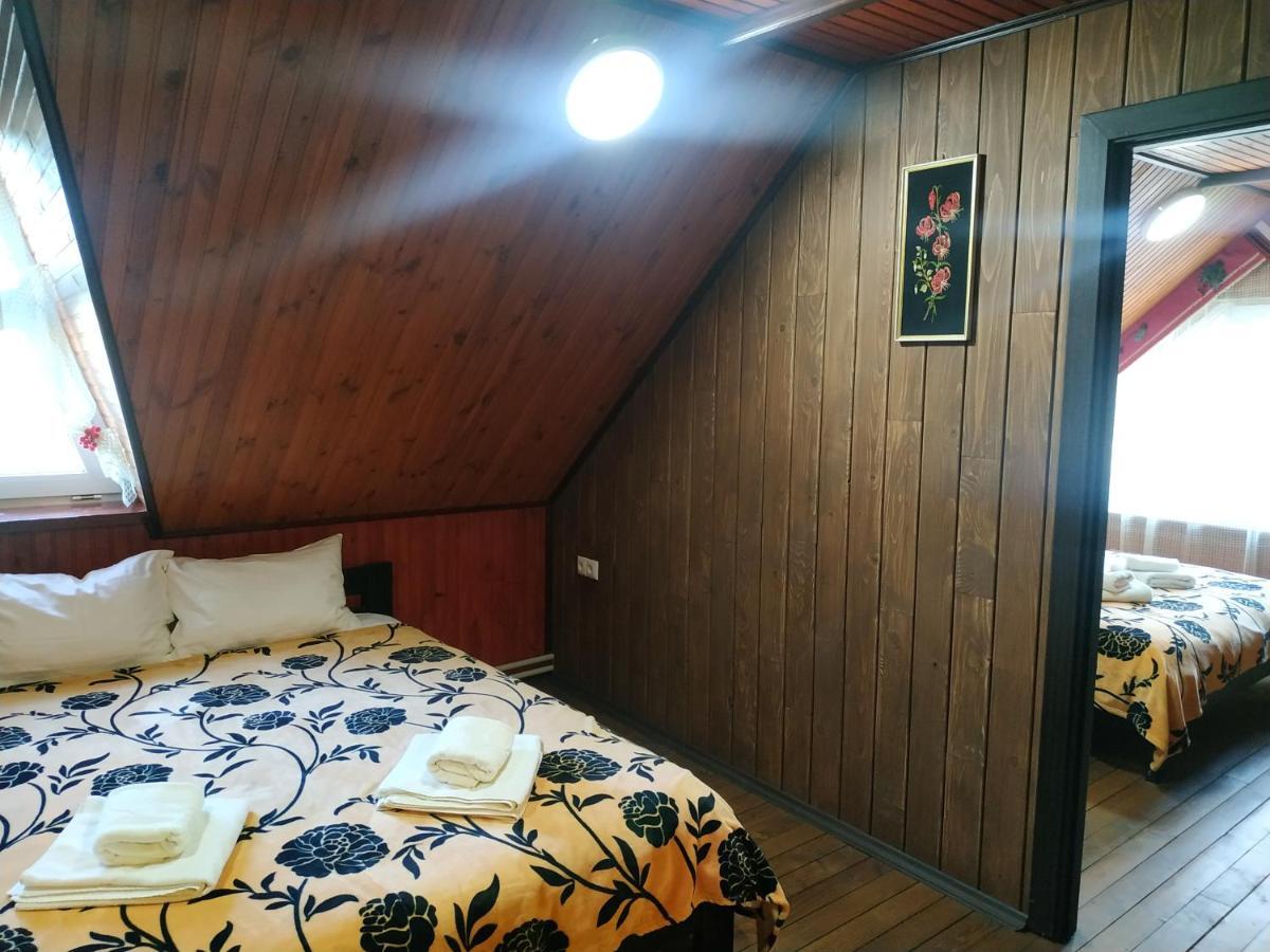 Guest House Lwów Zewnętrze zdjęcie